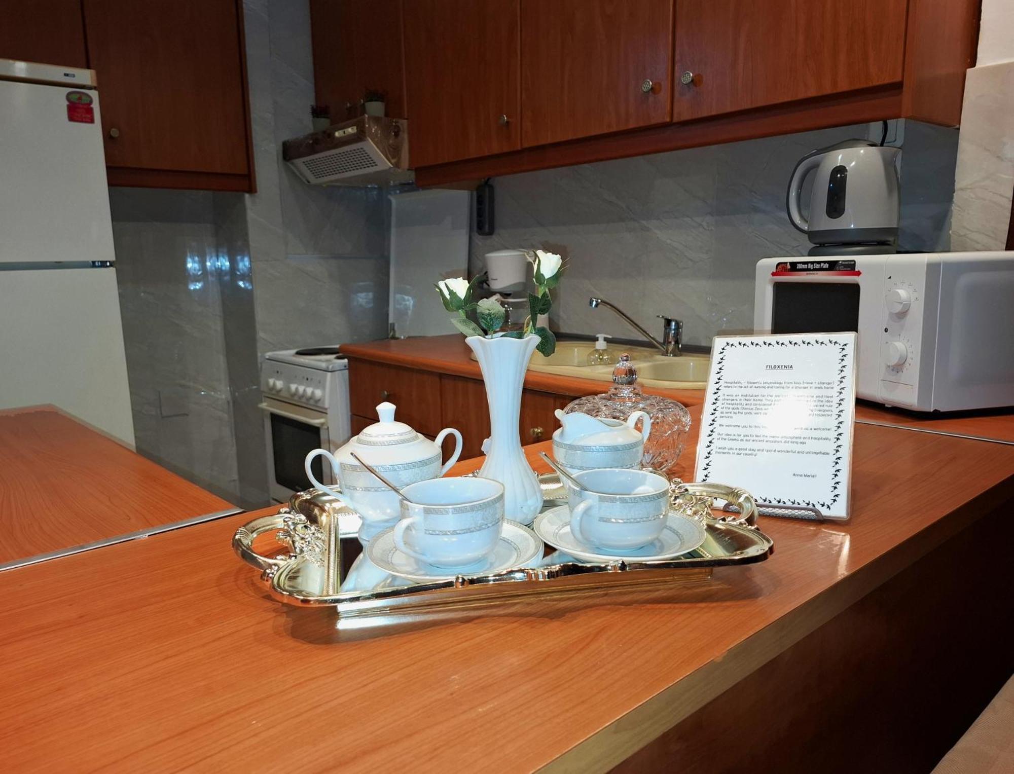 Anna Maria Greek Filoxenia Apartment 피레아스 외부 사진